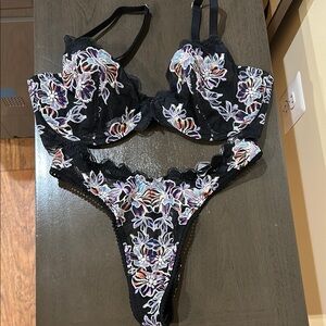 Savage fenty bra and panty set